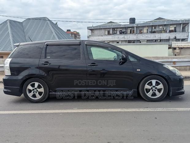 Toyota Wish 2005 Black