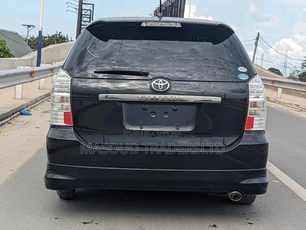 Toyota Wish 2005 Black