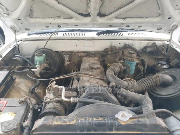 Toyota Hilux 1993 White