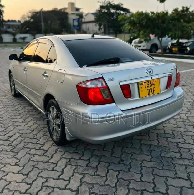 Toyota Premio 2004 Silver