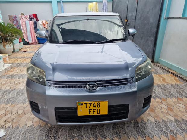 Toyota Corolla Rumion 2009 Blue