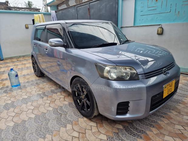 Toyota Corolla Rumion 2009 Blue