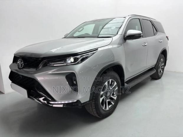 New Toyota Fortuner 2024 Silver