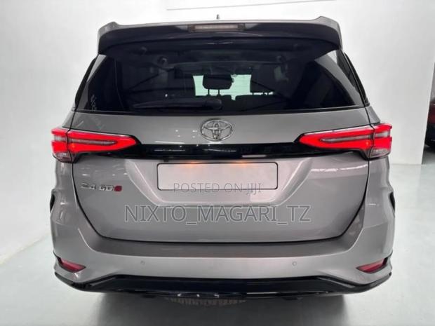 New Toyota Fortuner 2024 Silver