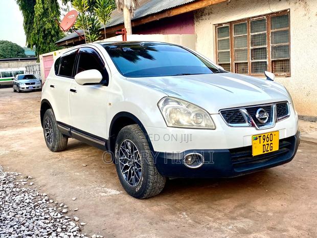 Nissan Dualis 2010 White