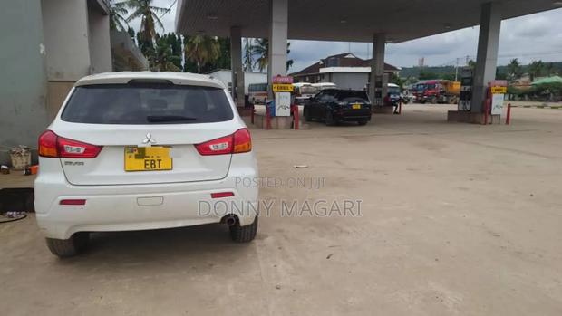Mitsubishi RVR 2010 White