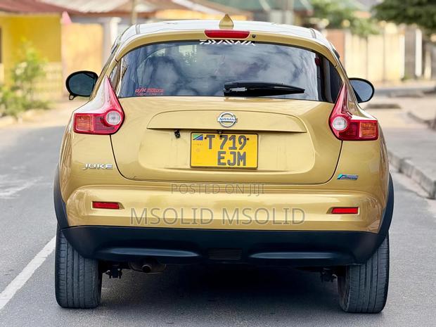 Nissan Juke 2012 Gold