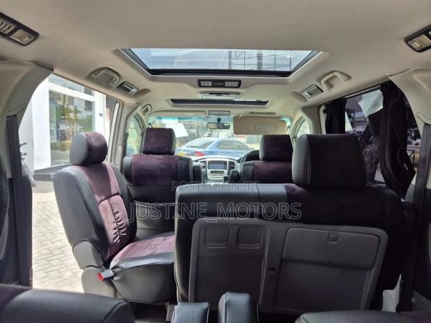 Toyota Alphard 2005 White