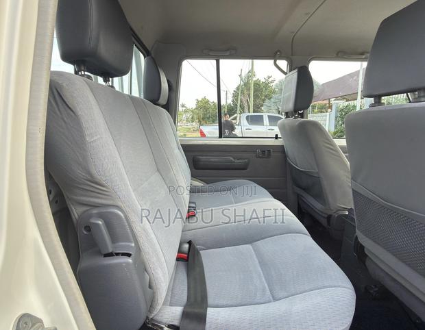 Toyota Land Cruiser 79 Series 2022 White