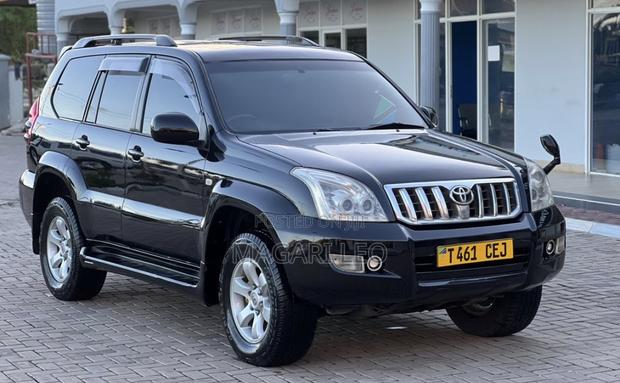 Toyota Land Cruiser Prado 2007 Black