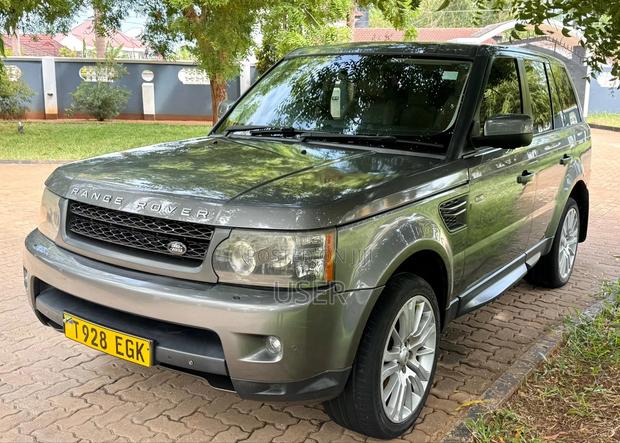 Land Rover Range Rover Sport 2010 Gray
