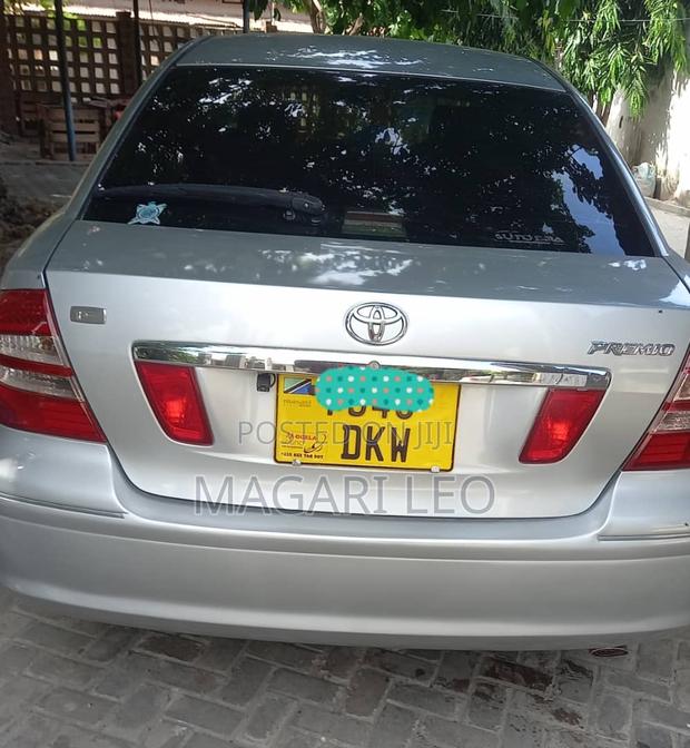 Toyota Premio 2005 Silver