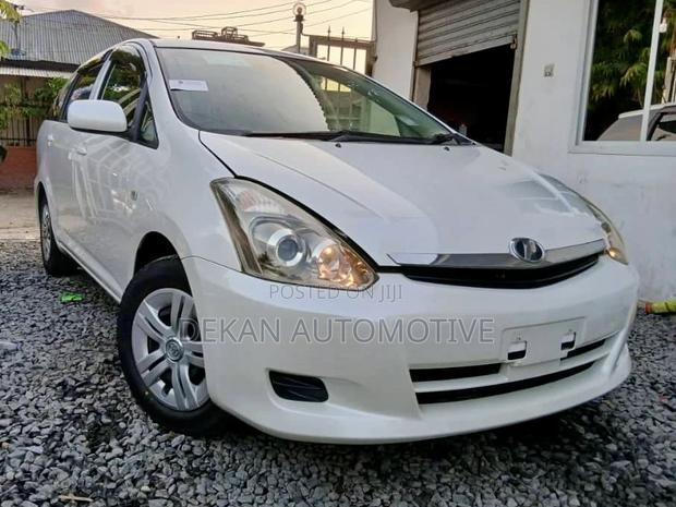 Toyota Wish 2007 White