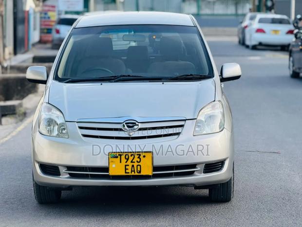 Toyota Corolla Spacio 1.5 X 2004 Silver