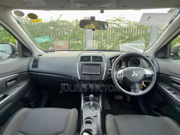 Mitsubishi RVR 2.0 2011 Ivory