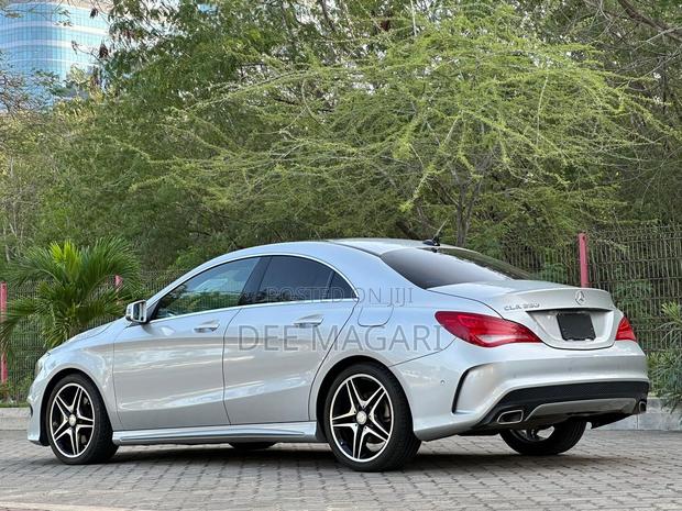Mercedes-Benz CLA-Class 2015 Silver
