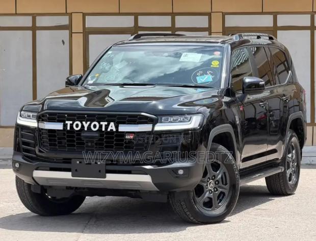 New Toyota Land Cruiser 2023 Purple