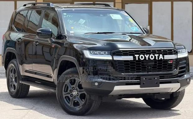 New Toyota Land Cruiser 2023 Purple