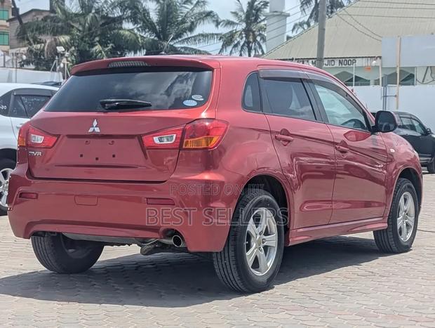 Mitsubishi RVR 2010 Red