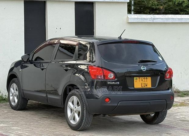 Nissan Dualis 2008 Black
