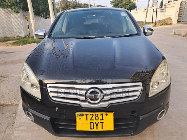 Nissan Dualis 2011 Black