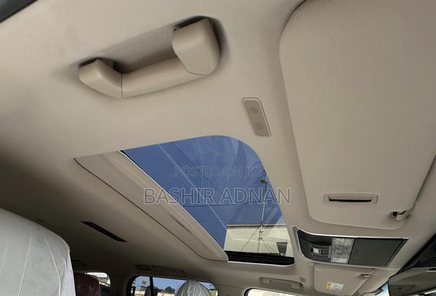 New Toyota Land Cruiser LC300 2025 Gray