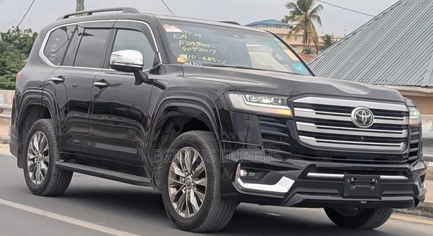 Toyota Land Cruiser 2024 Black