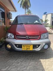Toyota Noah 2003 Red for sale