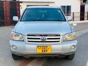 Toyota Kluger 2004 Silver for sale