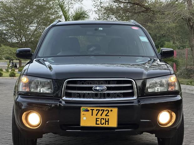 Subaru Forester 2004 Black