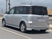 Toyota Sienta 2005 Silver for sale