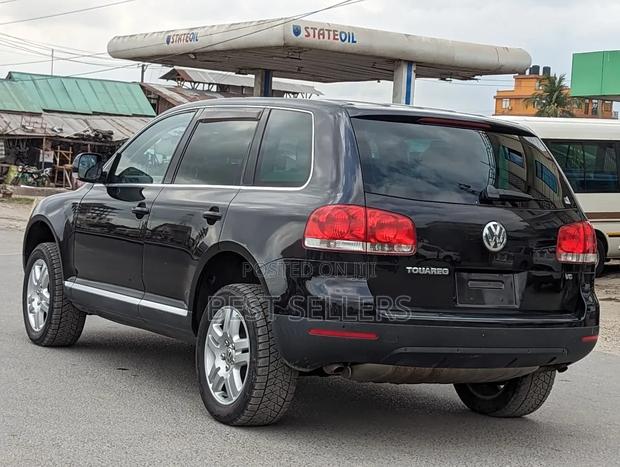 Volkswagen Touareg 2009 Black