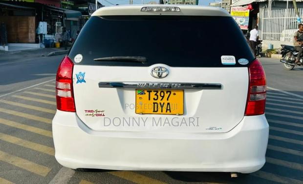 Toyota Wish 2006 White