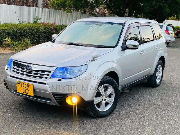 Subaru Forester 2011 Silver