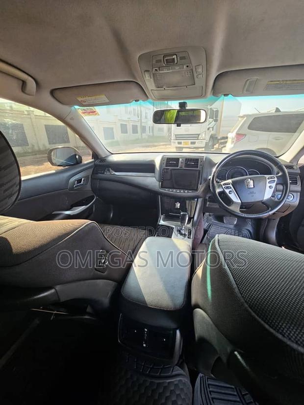 Toyota Crown 2008 Black