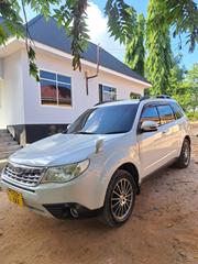 Subaru Forester 2008 White for sale