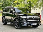 Toyota Land Cruiser LC300 2024 Black for sale