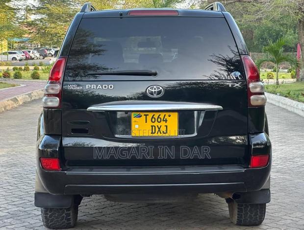 Toyota Land Cruiser Prado 2008 Black