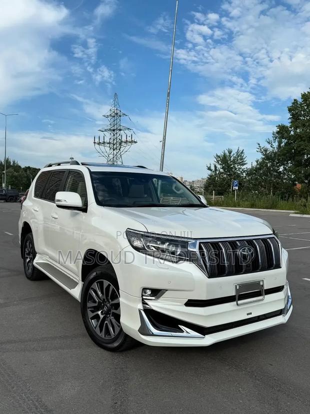 Toyota Land Cruiser Prado 4.0 Petrol TX 2019 White
