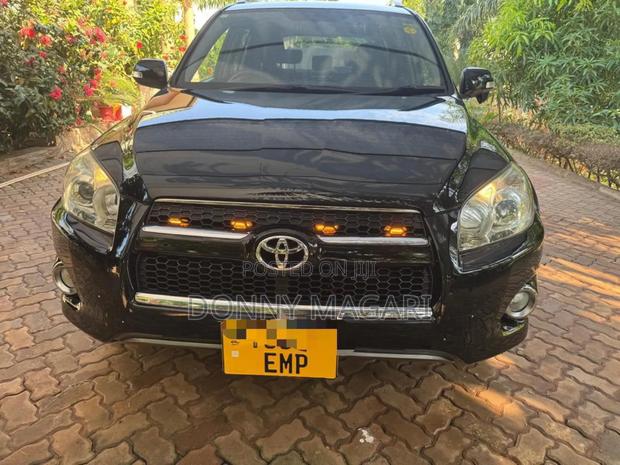 Toyota RAV4 2015 Black