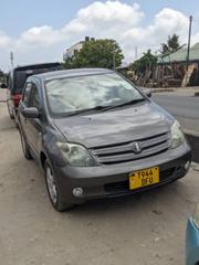 Toyota IST 2004 Gray for sale