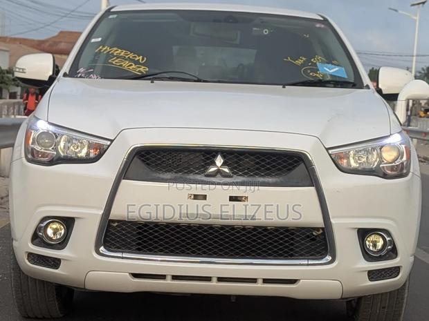 Mitsubishi RVR 2010 White