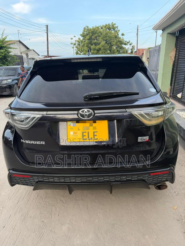 Toyota Harrier 2.0 2015 Black