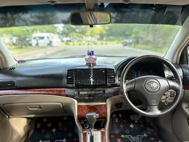 Toyota Premio 2005 Silver