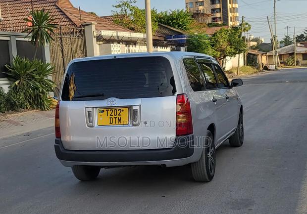 Toyota Probox 2003 Silver