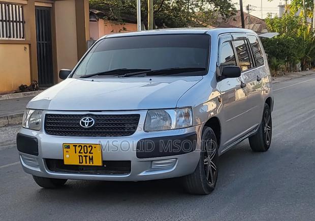 Toyota Probox 2003 Silver