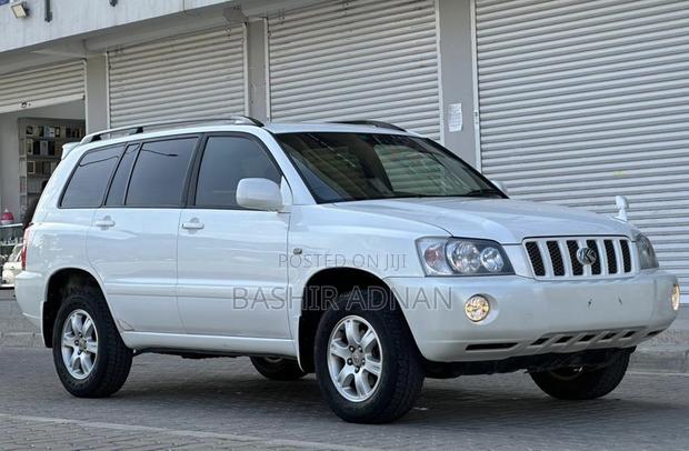 Toyota Kluger 2001 White