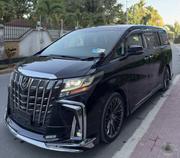Toyota Alphard 2.5 Petrol FWD 2017 Black for sale