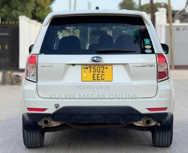 Subaru Forester 2009 White