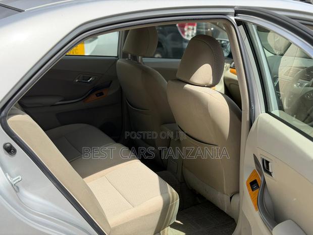 Toyota Premio 2008 Silver